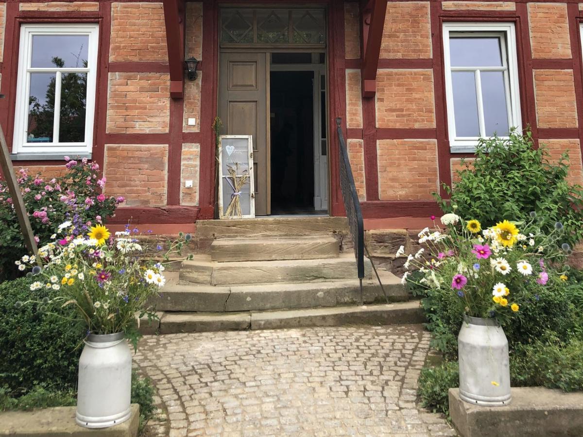 Hotel Altes Pfarrhaus Neustaedt Neustadt  Exterior foto
